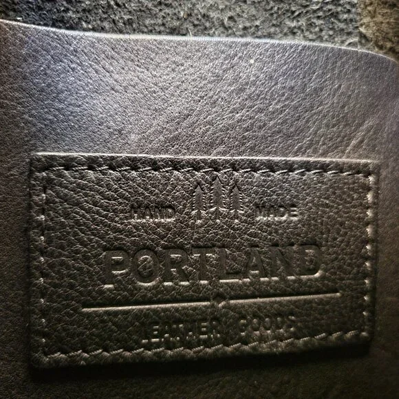 Portland Leather Pebbled Black Bucket Bag - Picture 6 of 8